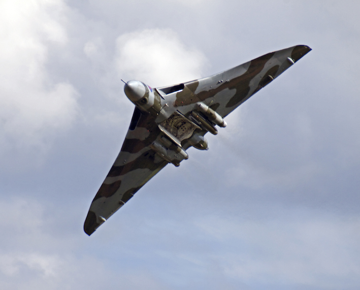 Avro_Vulcan bomb bay open